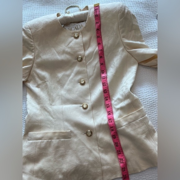 Escada Women's Jacket Size:34 In Cream Yellow - Picture 14 of 16